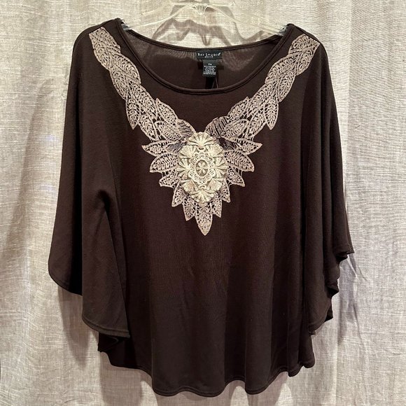 NWT Bay Studio Embroidered Brown Batwing Sleeve Poncho-Style Top Petite Medium - Picture 1 of 14